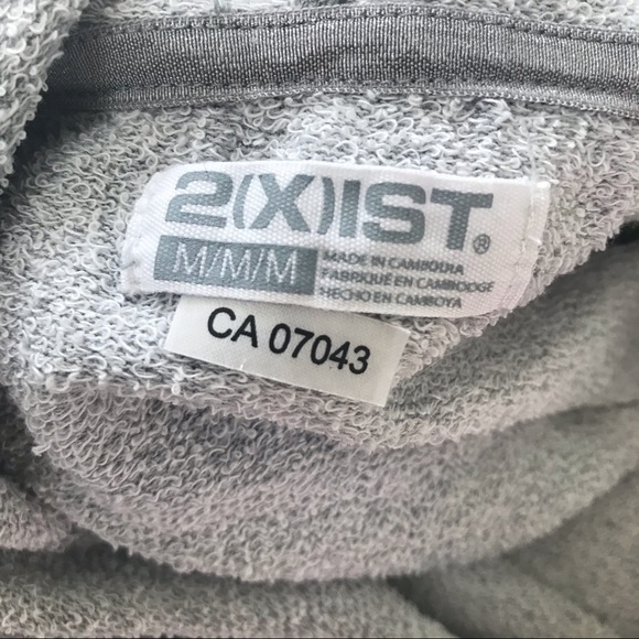 2XIST Grey Batwing Short Sleeve Hoodie with Black Branded Elastic on Hem - Picture 6 of 8